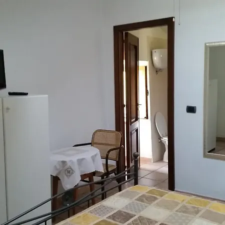 Antico Casale Di Vermontana Bed & Breakfast