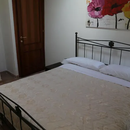 Antico Casale Di Vermontana Bed & Breakfast